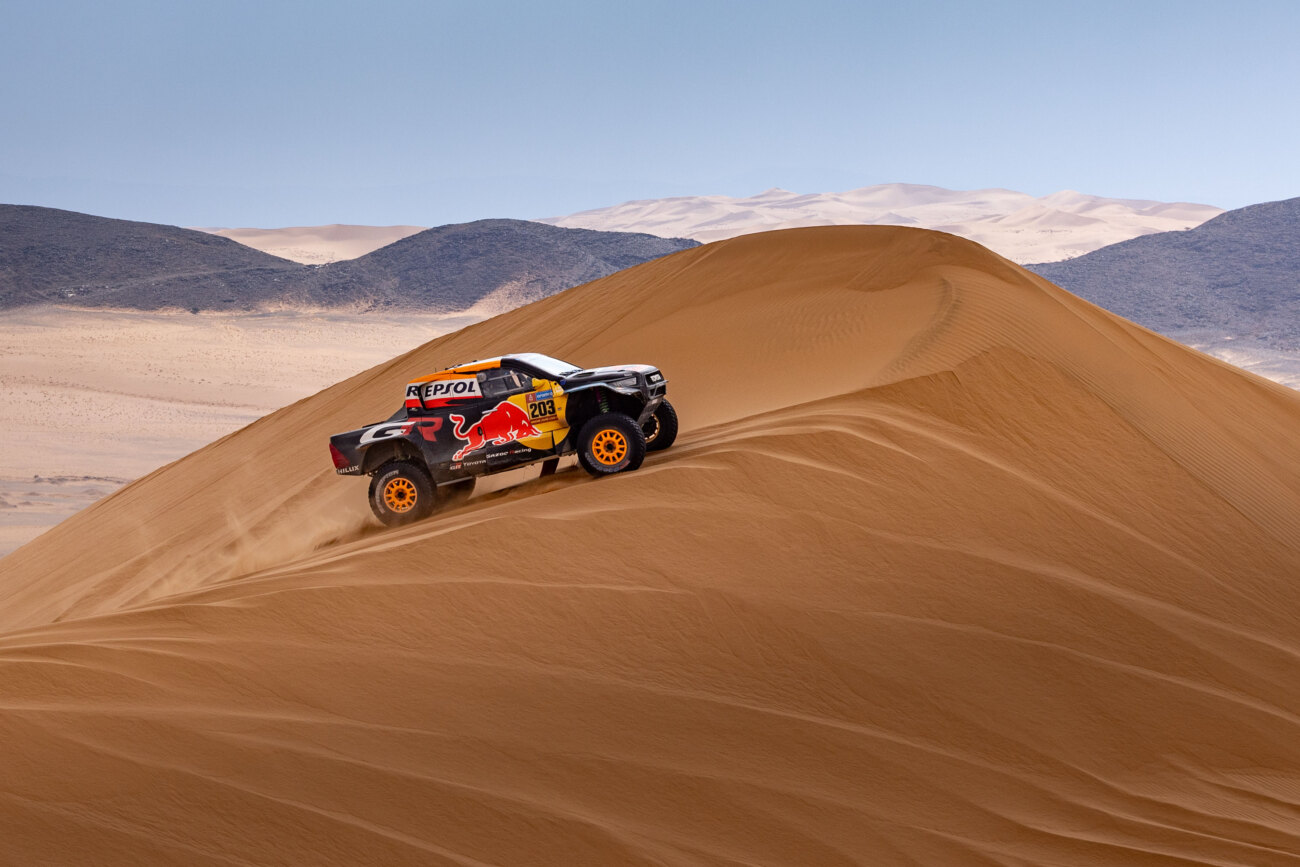 El brasileño Moraes gana en el desconcierto de la séptima etapa del Dakar