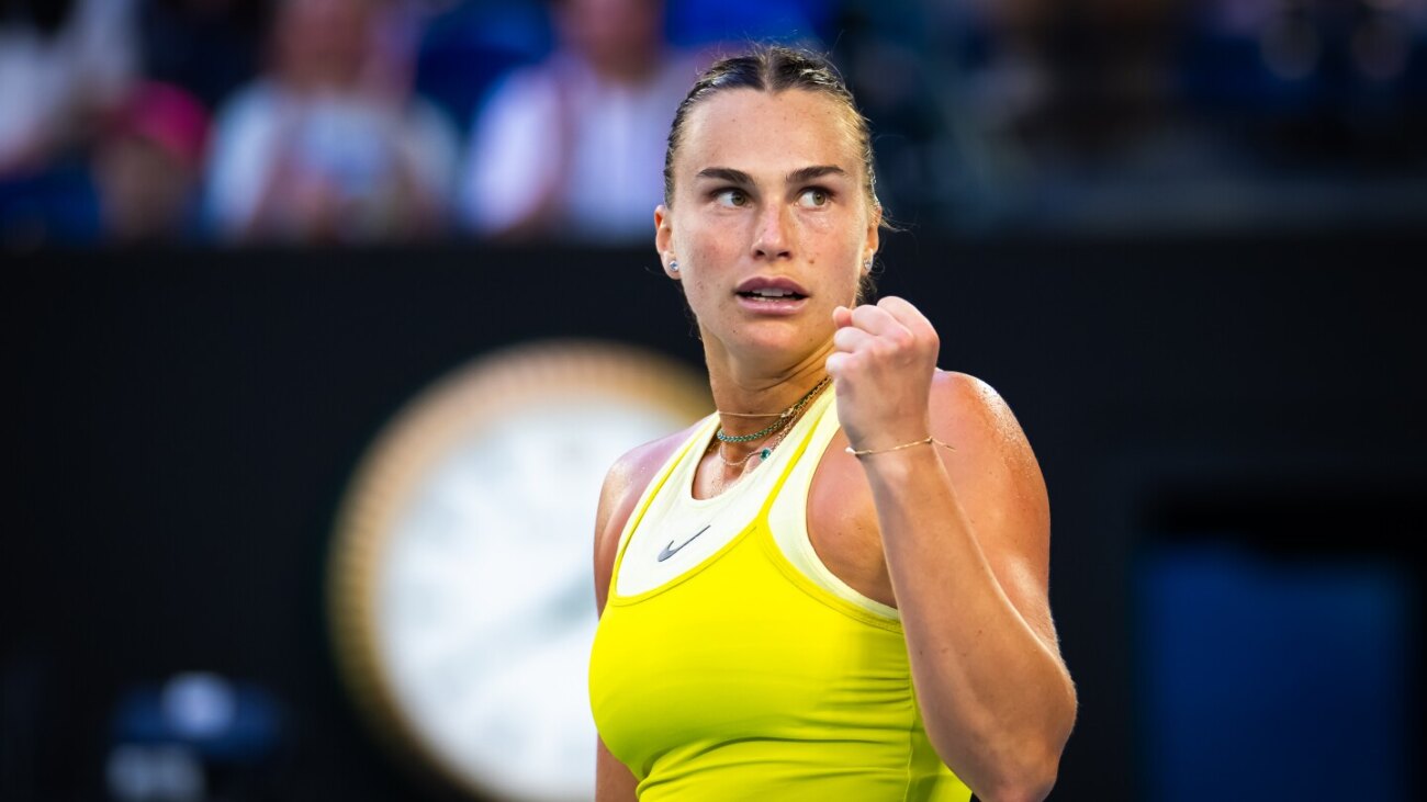 Sabalenka avanza a octavos en Australia tras una "gran batalla" contra Tauson