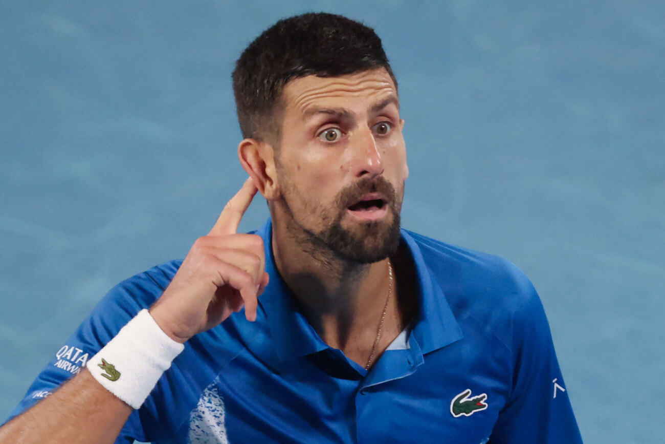 Djokovic publica una resonancia e ironiza sobre "los expertos" en lesiones