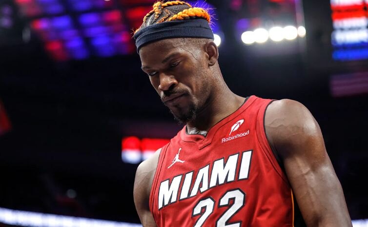 Los Heat suspenden otros dos partidos a Jimmy Butler