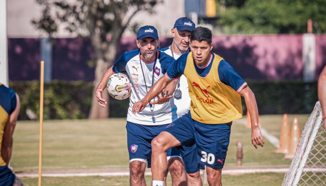 "Gatito" Fernández destacó una de las virtudes del entrenador de Cerro Porteño