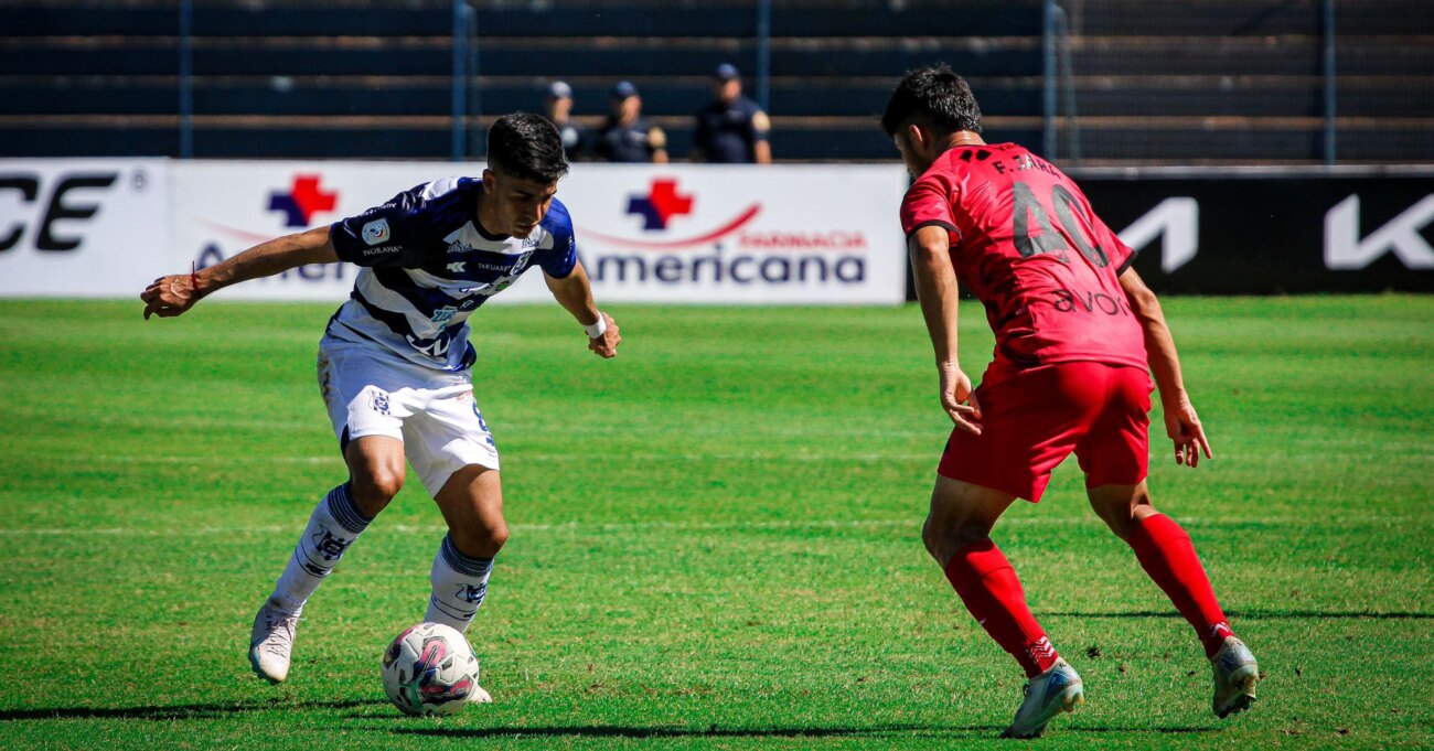 2 de Mayo y Nacional se conforman con un discreto empate