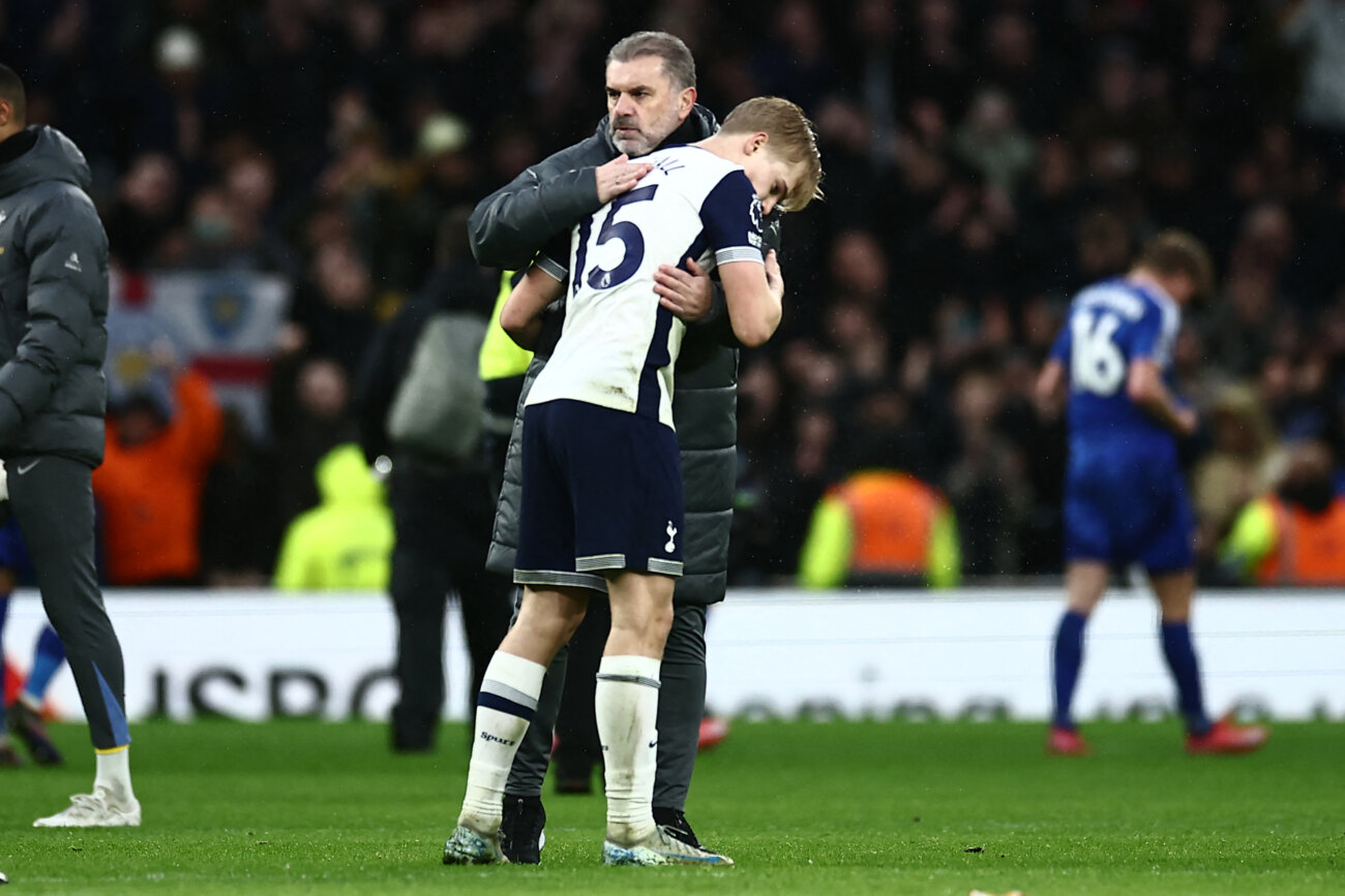 Tottenham pierde en casa ante Leicester y sigue en caída libre