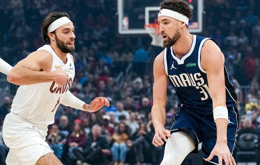 Los Mavericks reciben una paliza en Cleveland en inicio de la era post-Doncic