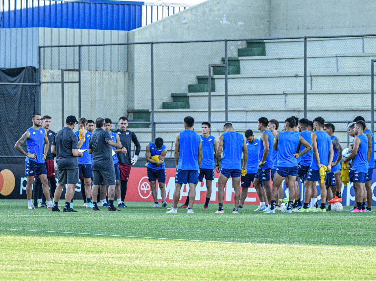 Nacional se estrena en la Libertadores con técnico nuevo y muchas dudas