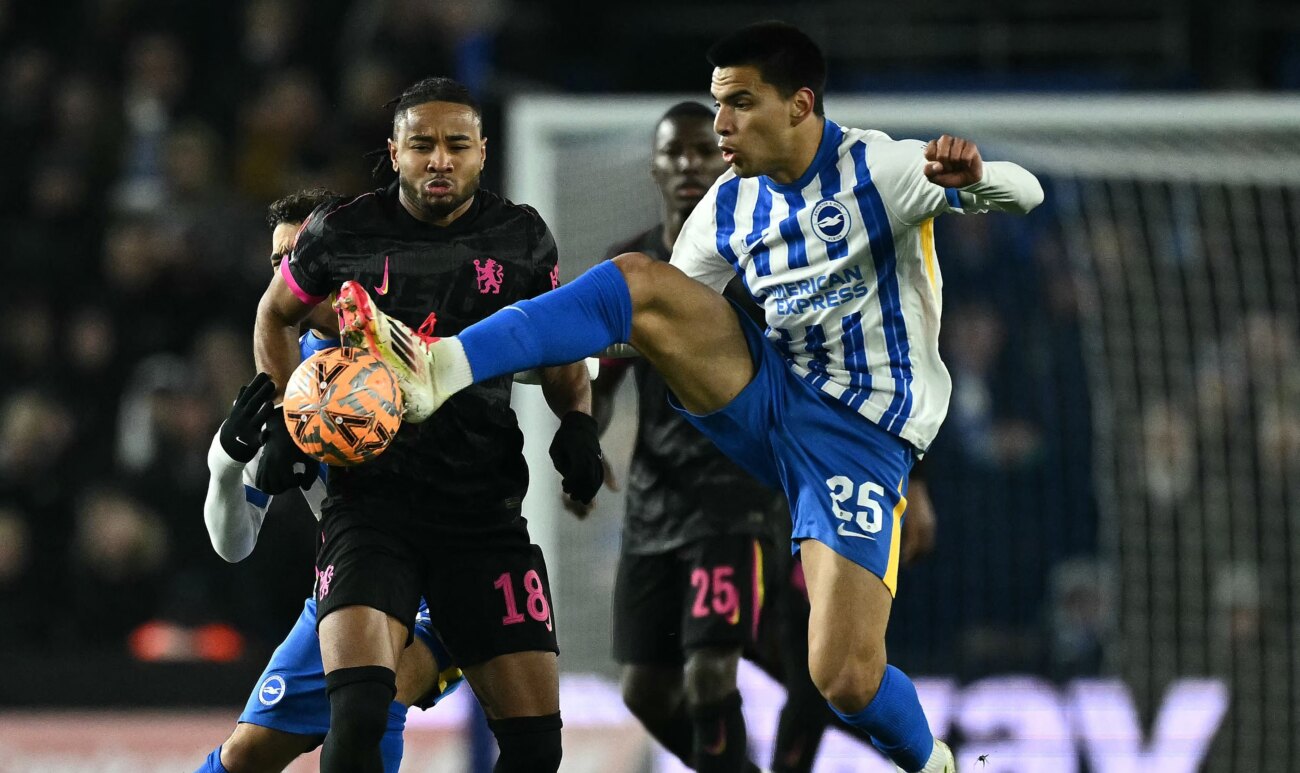 Con Gómez en cancha, Brighton elimina al Chelsea de la FA Cup