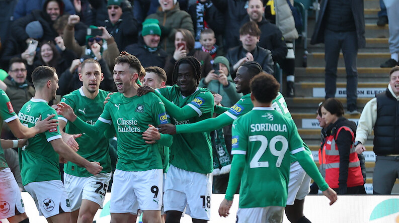 El último de la segunda división eliminó al Liverpool de la FA Cup