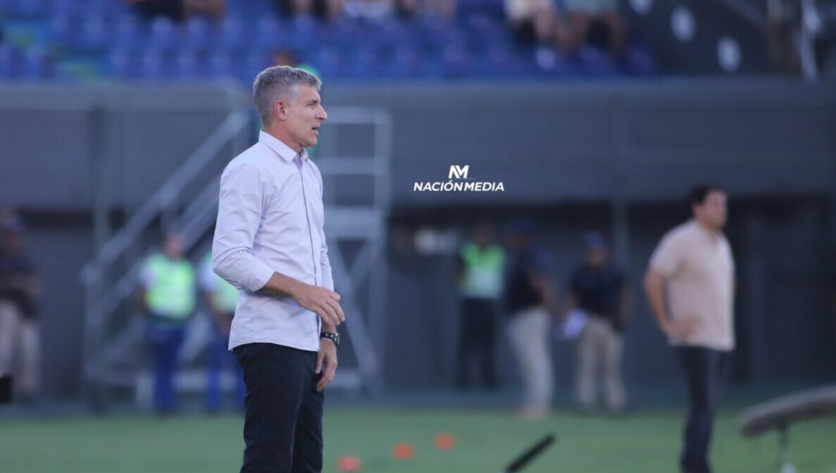 Martín Palermo destaca el triunfo y las virtudes del Olimpia