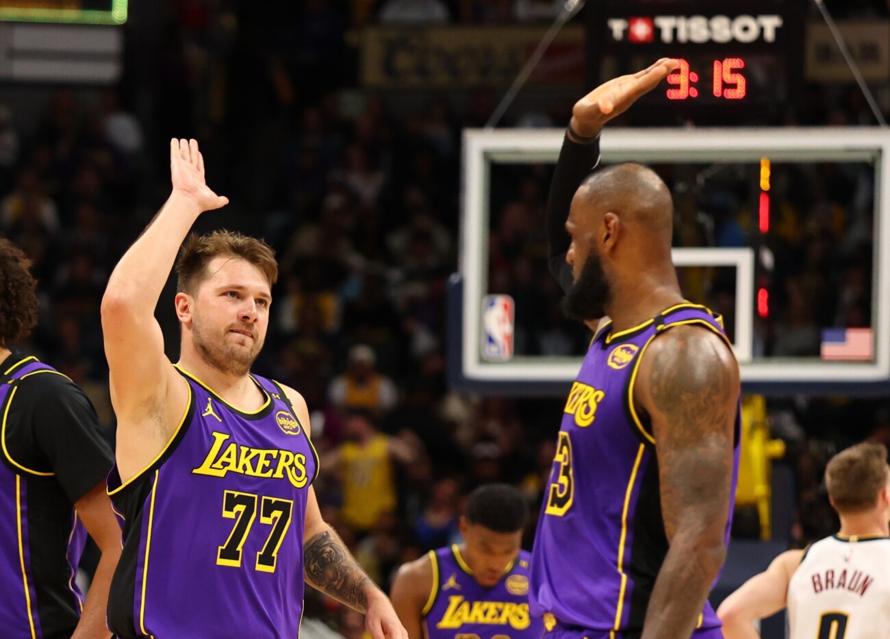 Doncic firma su primera exhibición con Lakers en triunfo ante Nuggets