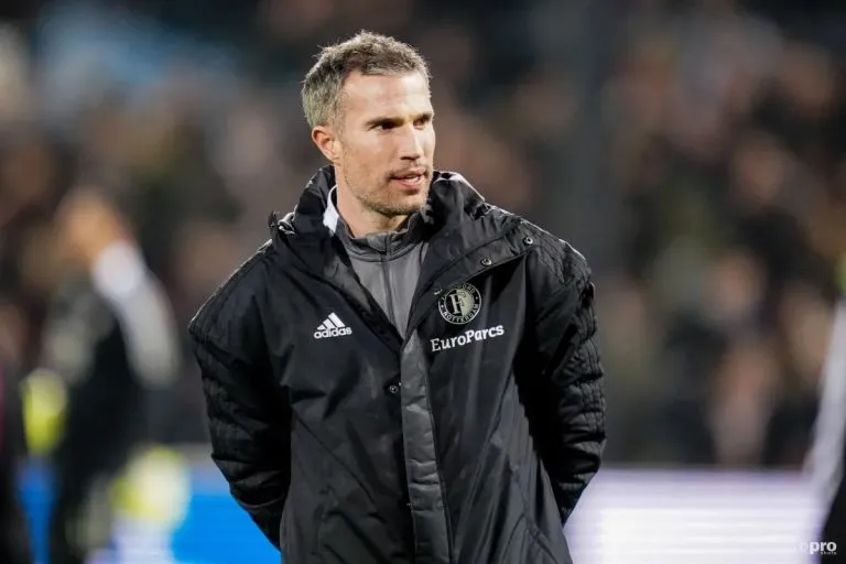 Robin van Persie, nuevo entrenador de Feyenoord