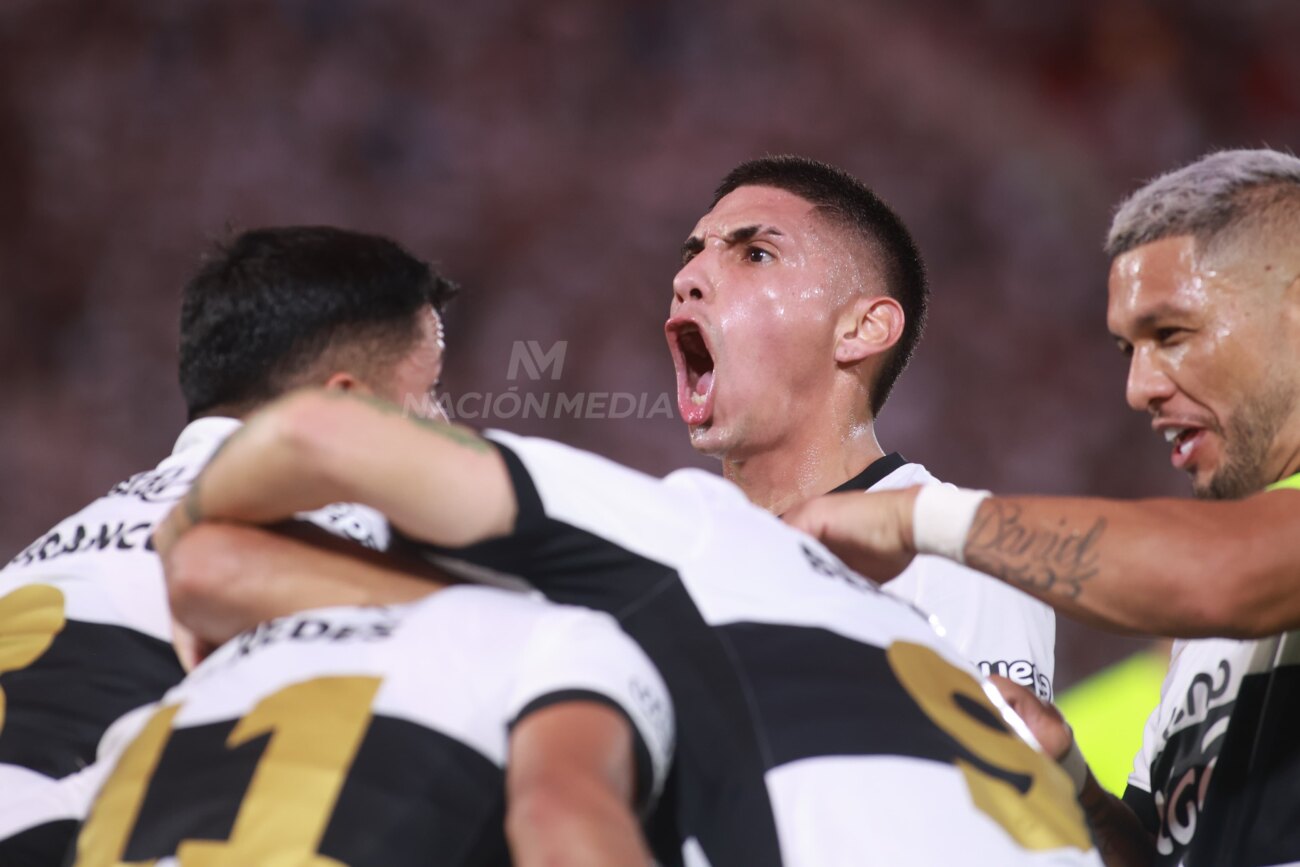 Media docena: Olimpia extiende su racha sin derrotas ante Cerro Porteño