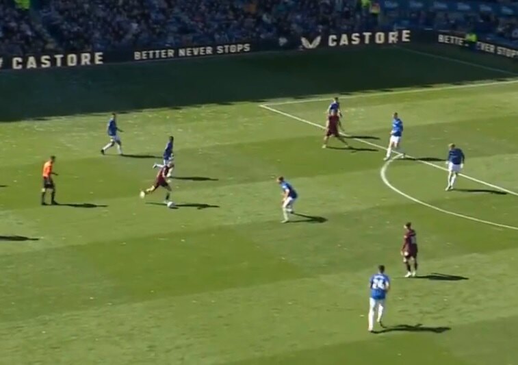 VIDEO: ¡El golazo de Julio Enciso al Everton!