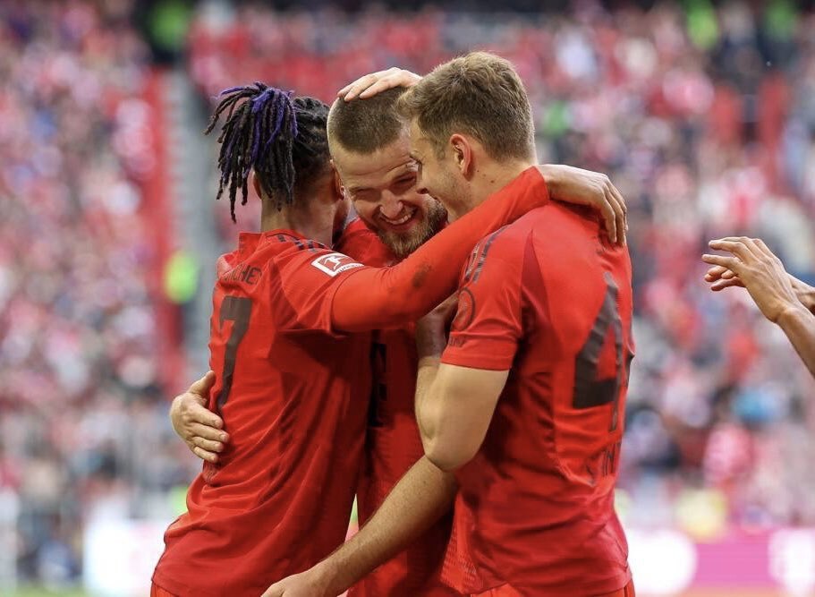 Bayern Múnich cede un empate en el último minuto, pero ya es virtual campeón en Alemania