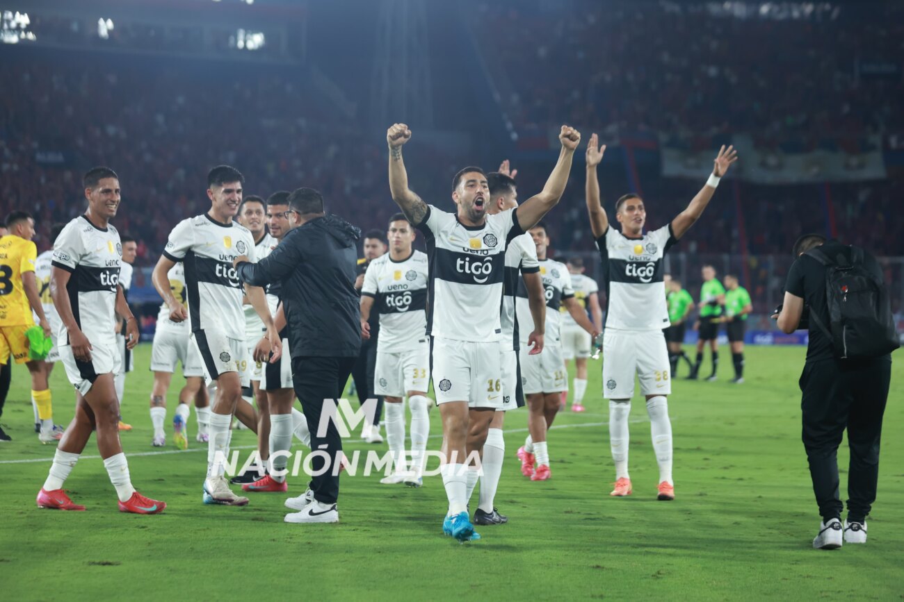 ¡Olimpia y unas dedicatorias picantes luego de adueñarse del clásico!