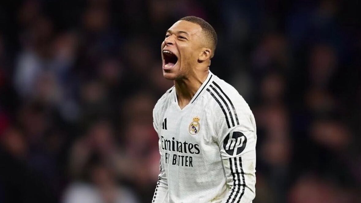 El Real Madrid sufre pero se aferra a la Liga con doblete de Mbappé