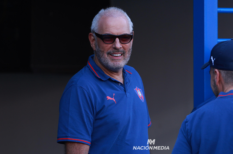 Zapag se irá de Cerro Porteño con un saldo muy negativo en los superclásicos