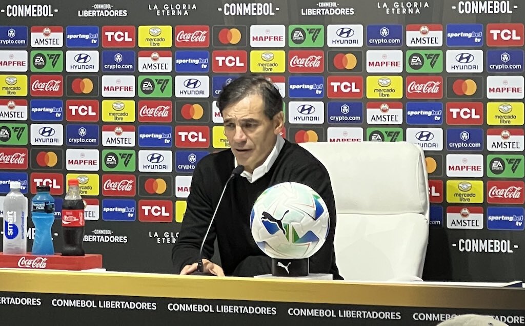 Bustos siente que el equipo comienza a representar a la afición olimpista