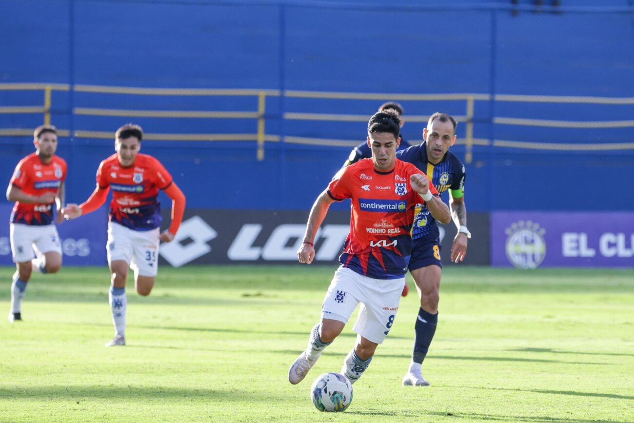 ¡Mala noticia! Ronald Cornet sufre la peor de las lesiones