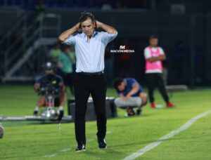 ¡Fabián Bustos dejó de ser entrenador de Olimpia!