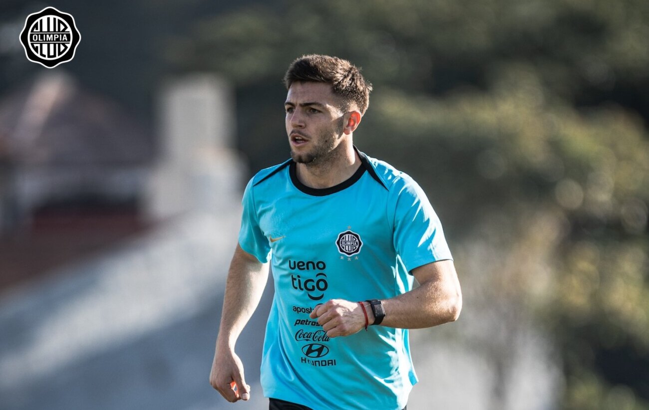 Faustino Barone sigue en Olimpia por pedido del DT