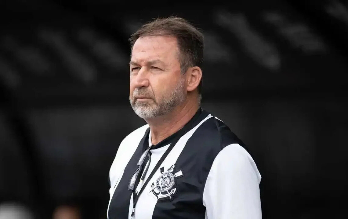 Expresidente del Corinthians va a juicio por acusaciones de corrupción