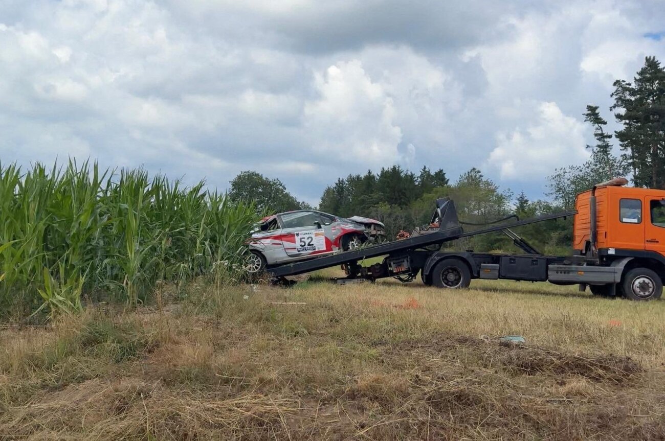 Fallecen tres espectadores en accidente de rally en Francia