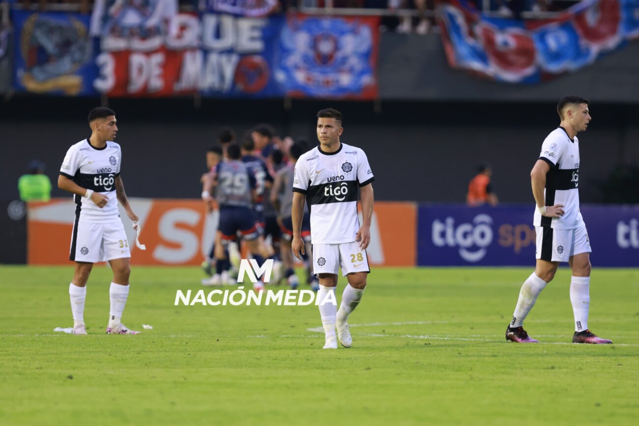 Hugo Quintana lamentó la caída en el clásico: "Por desatenciones nuestras perdimos…"