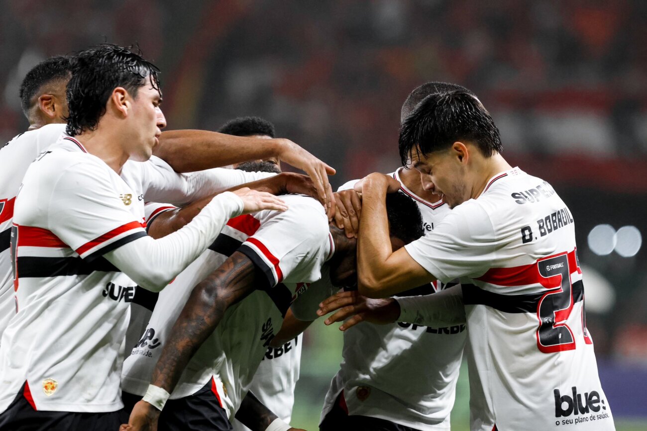 Damián Bobadilla y un guiño a Cerro Porteño en el festejo de su gol