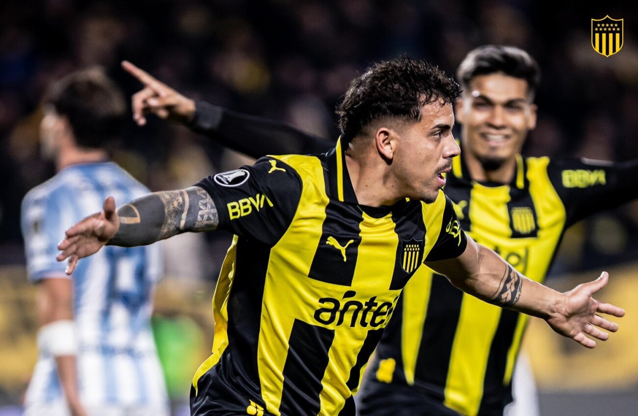 Peñarol pega primero ante Racing en octavos de la Copa Libertadores
