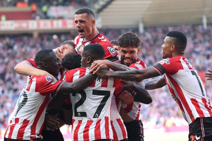¿Competencia para Alderete? Sunderland va a la carga por otro defensor sudamericano