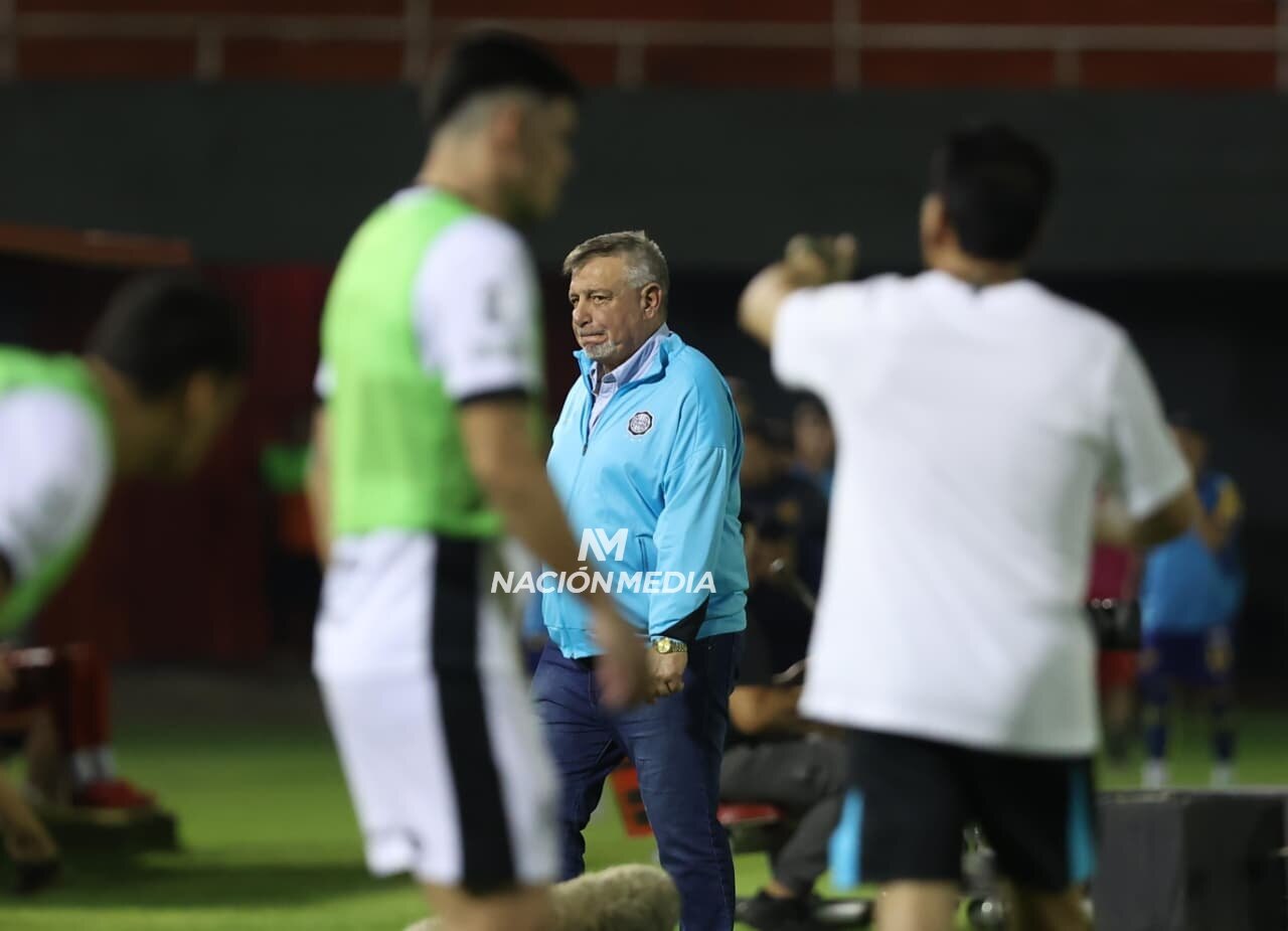 Almeida habla sobre el 'ninguneo' de los jugadores: "Hay maneras de (…)"