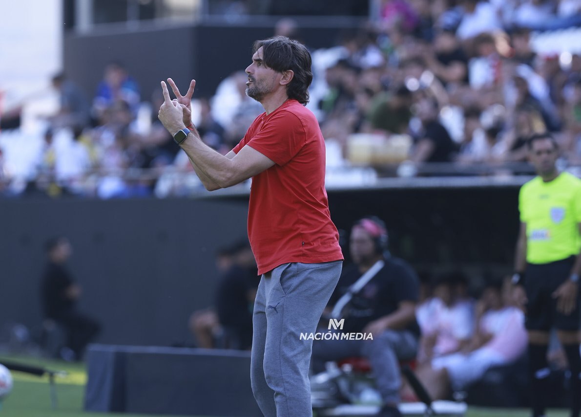 ¡Diego Martínez es candidato principal para agarrar Libertad en el 2026!