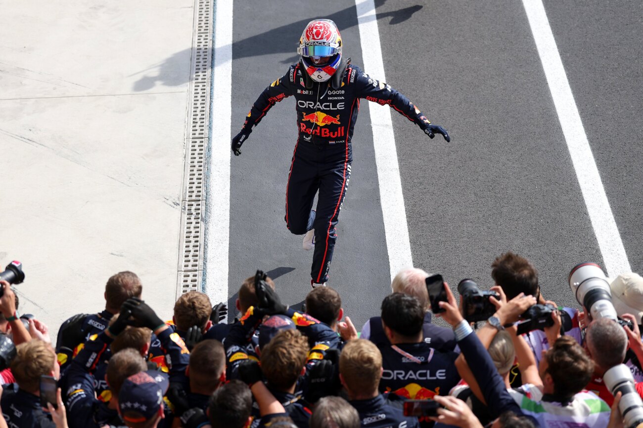 Verstappen sobrevive a los McLaren y se reencuentra con la victoria en Monza