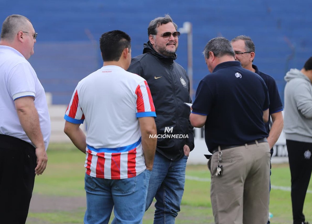 Lo del nueve panameño no es "prioridad" en Olimpia