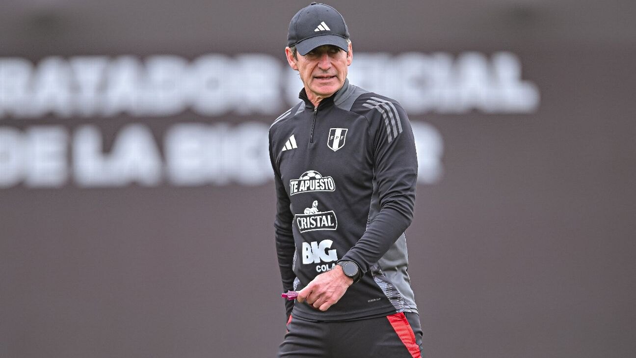 Perú se queda sin seleccionador tras perder con Paraguay en Lima