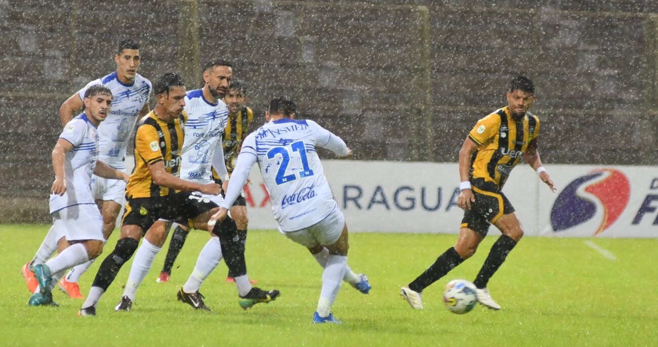 Sol gana un partido clave, sigue respirando y entierra a Guaraní de Fram