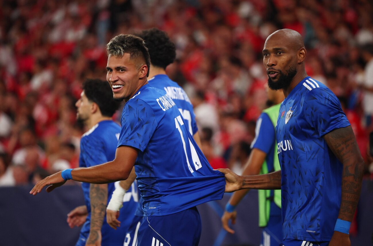 El Qarabag da la primera gran sorpresa en Champions tras ganar al Benfica