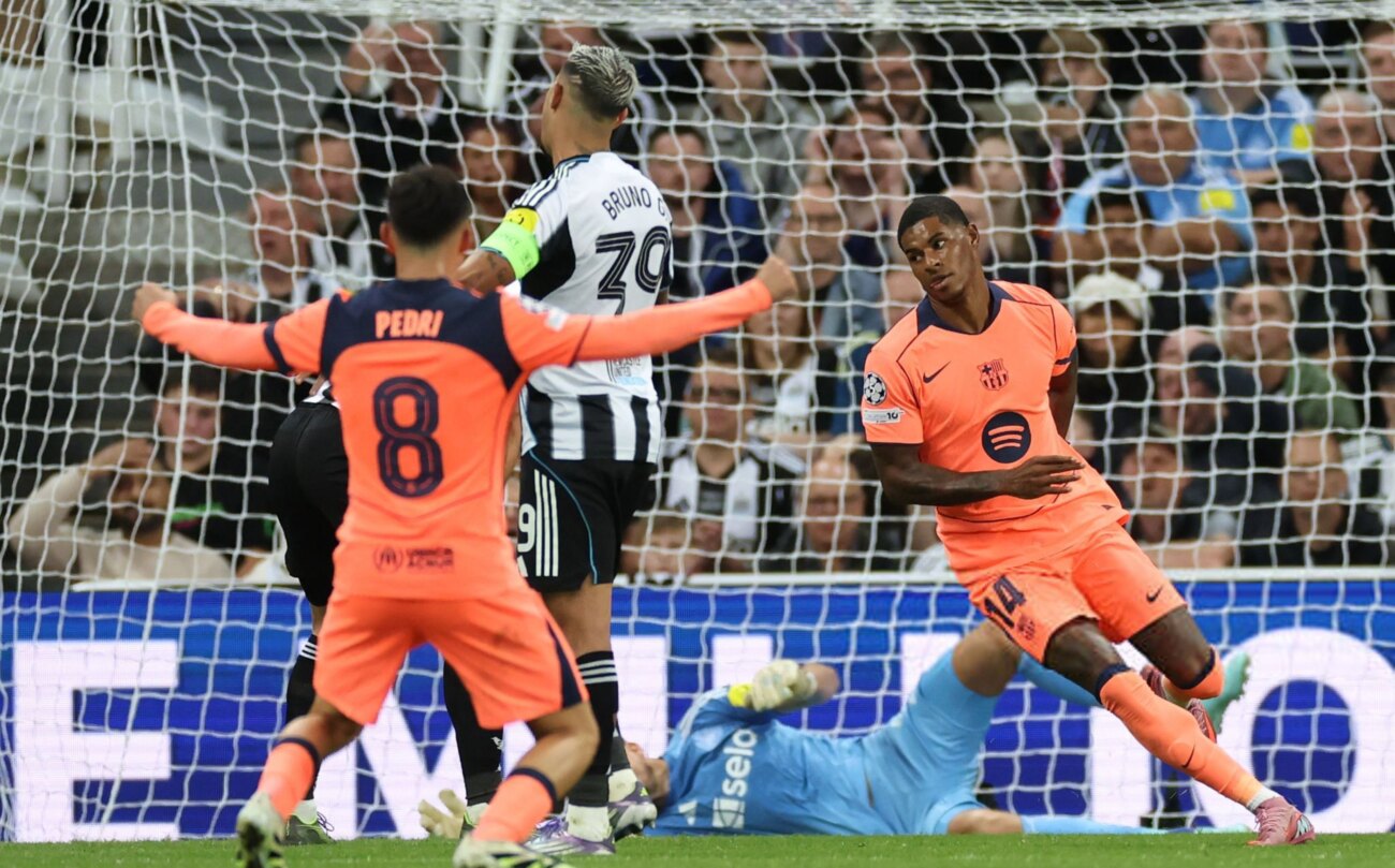 Un doblete de Rashford da la victoria al Barcelona ante el Newcastle