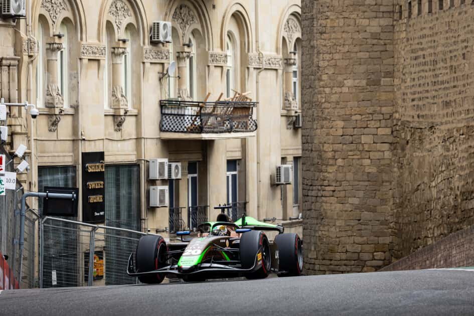 Joshua Duerksen remonta en Bakú, pero quedó a un puesto de los puntos