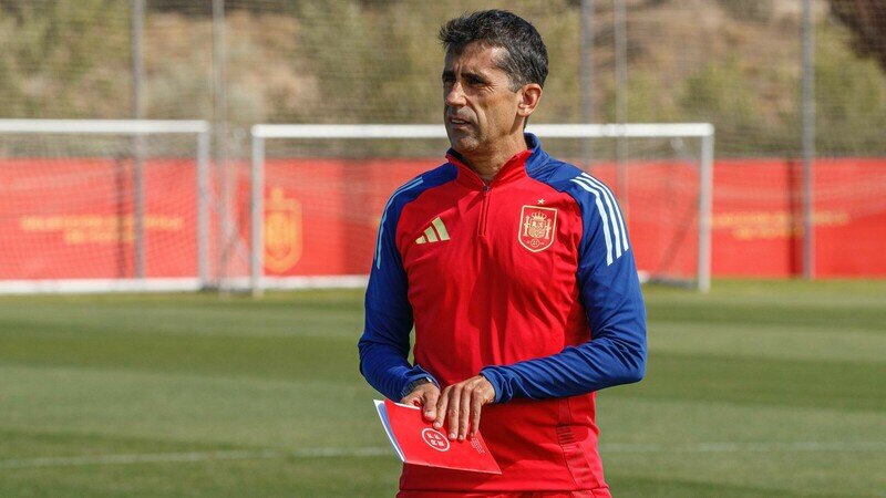 España "no es favorita" anticipa su DT en la previa del Mundial Sub 20 en Chile