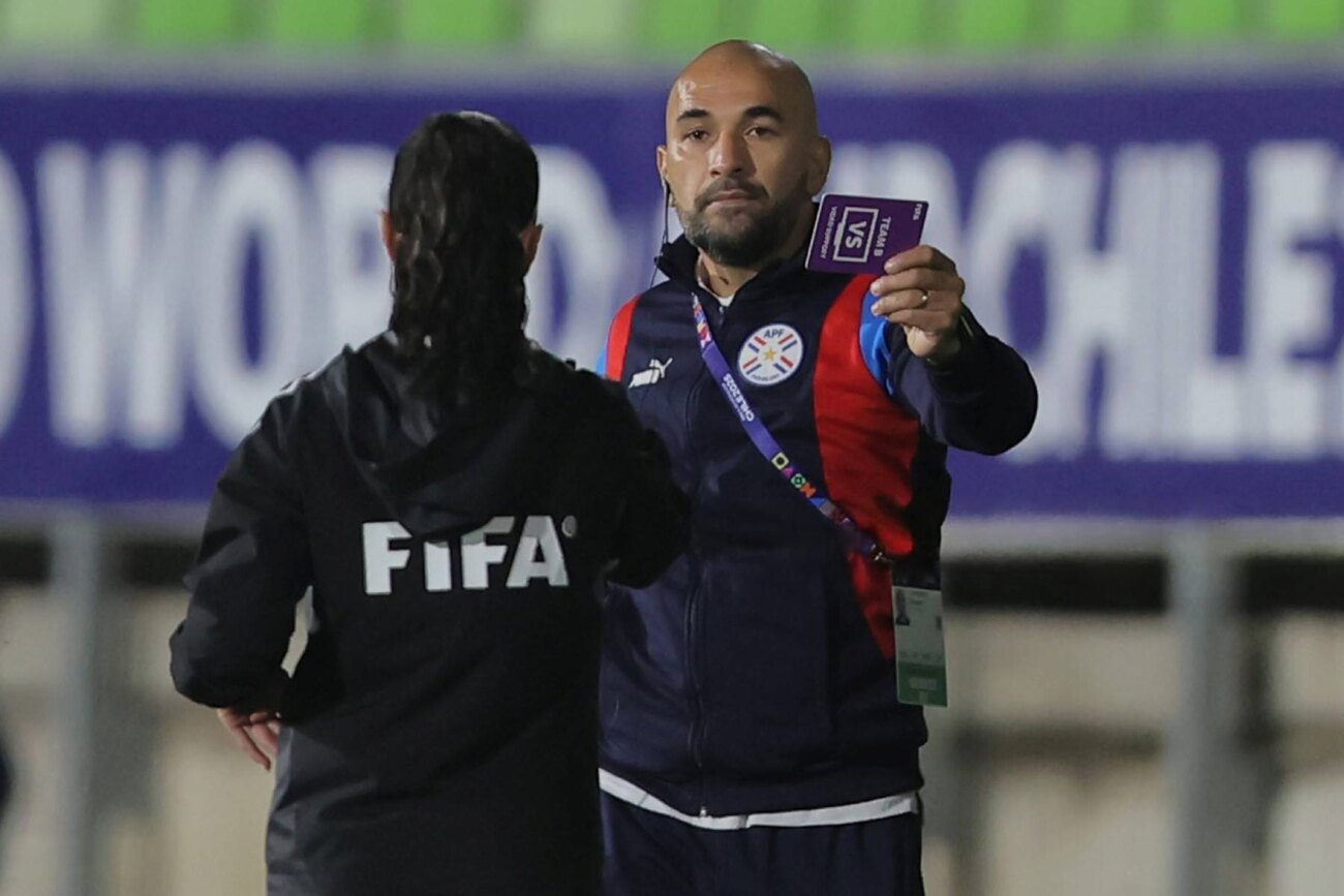La "tarjeta verde": novedad y auxilio para los jueces en el Mundial Sub-20