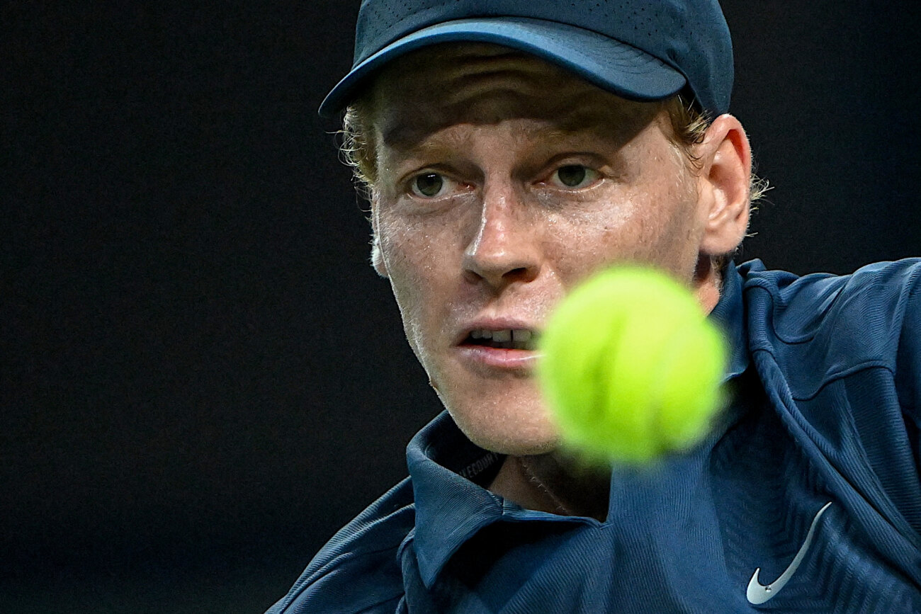 Sinner se pasea ante Altmaier hasta los octavos de final en Viena