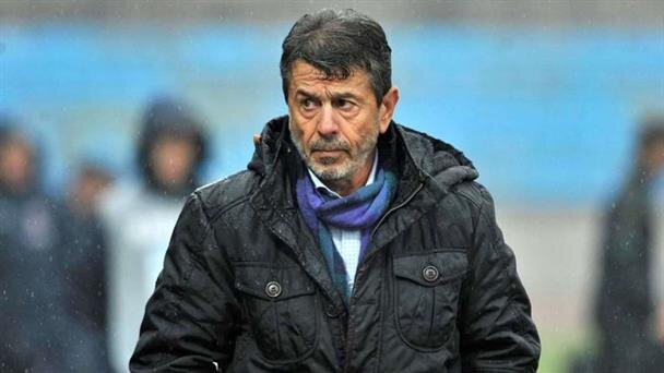 Despedidos dos entrenadores, padre e hijo, con escasas horas de diferencia