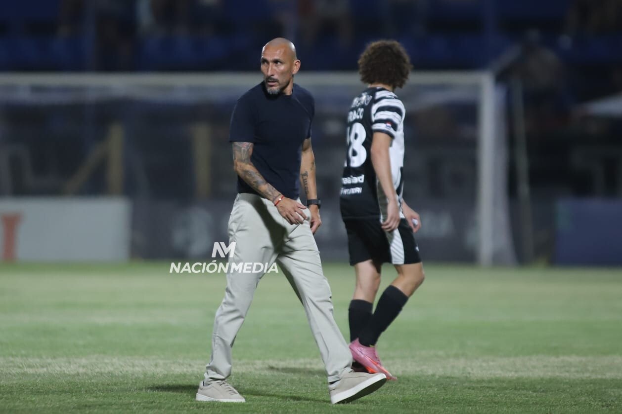 Libertad oficializa la salida de Pablo Guiñazú: "Siempre será tu casa"