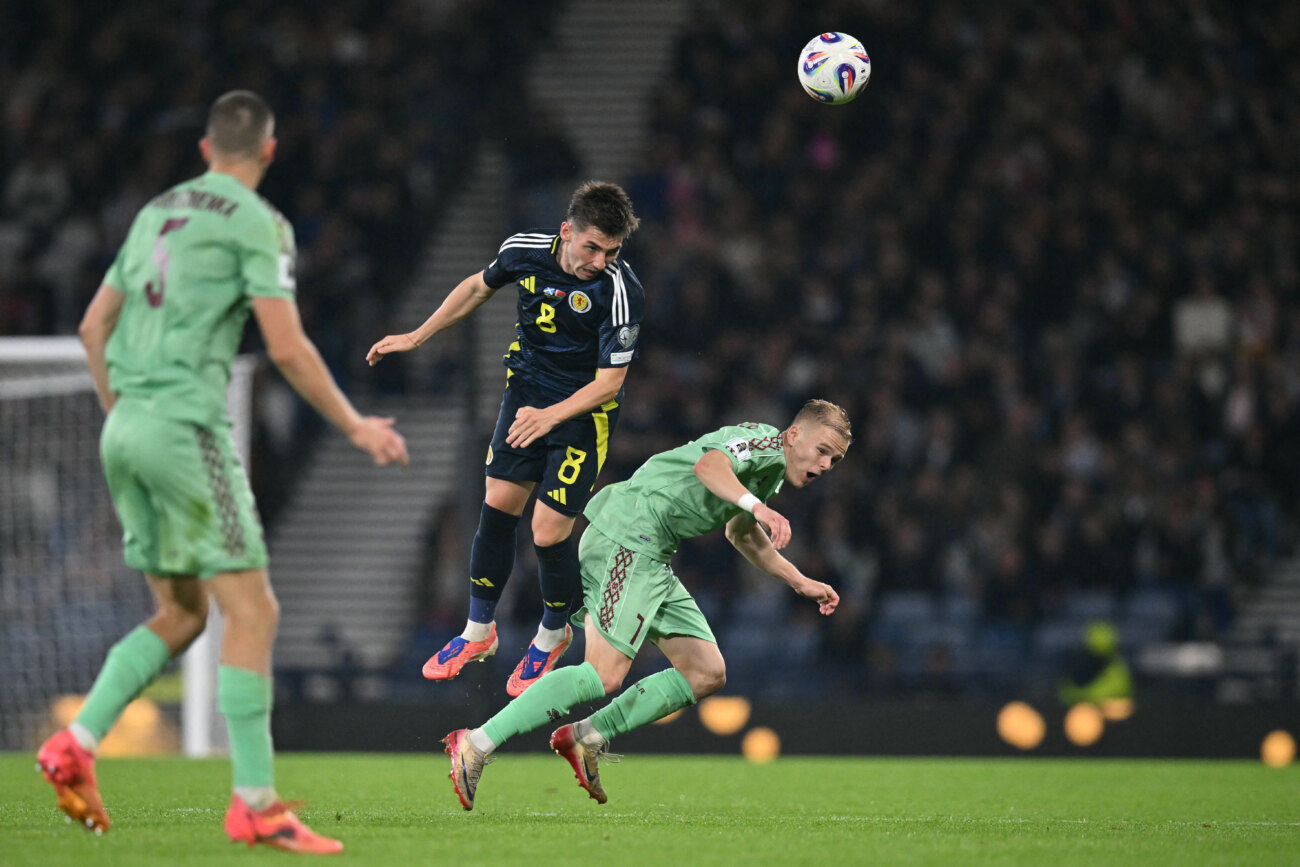 Escocia alimenta el sueño de volver a un Mundial