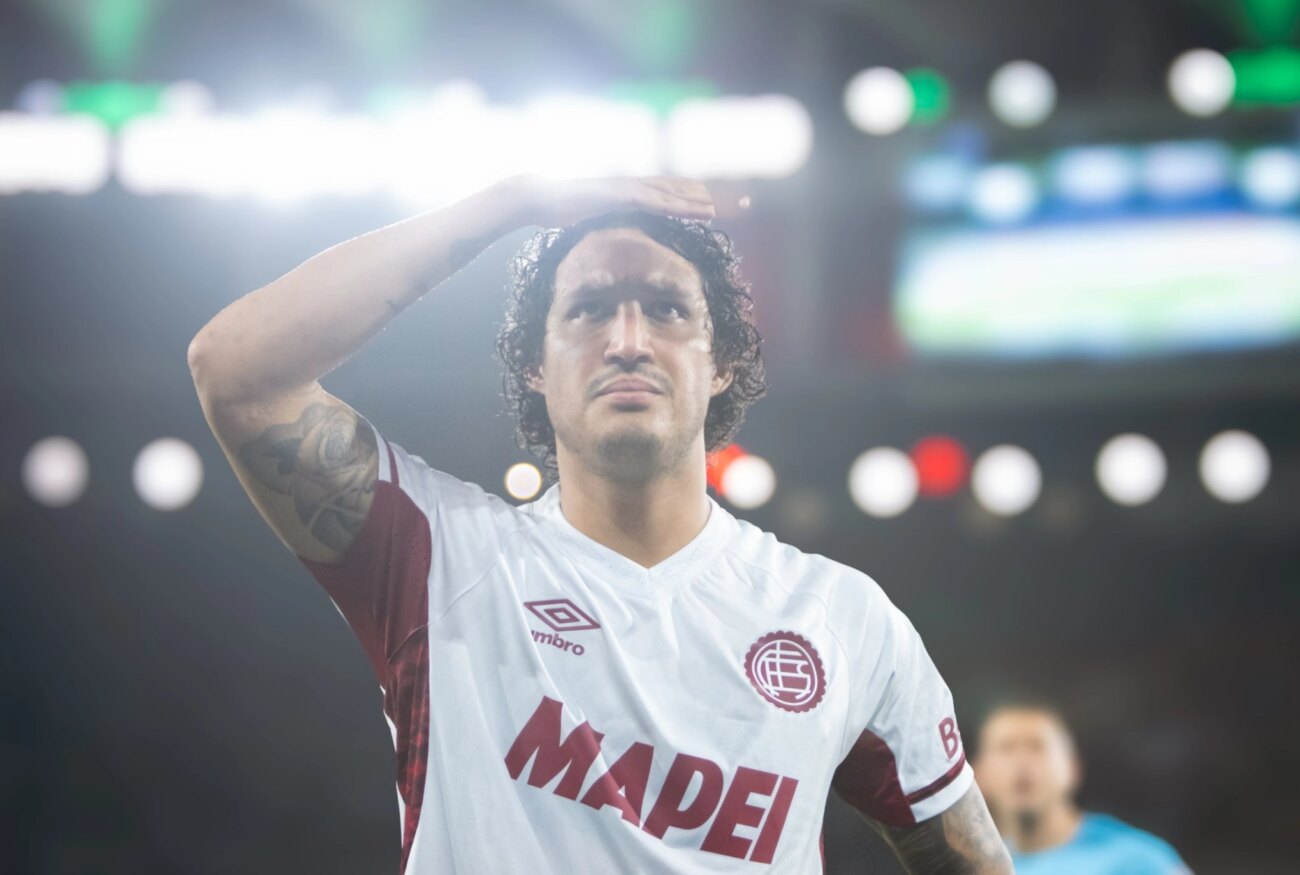 Victoria de Lanús con sólida actuación de José Canale