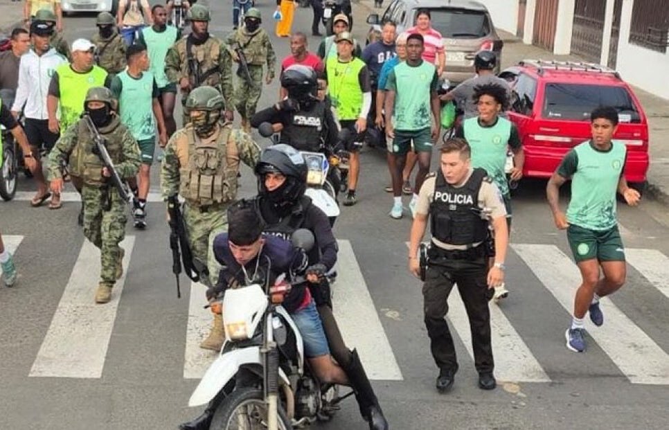 Peligrosa "pandemia": Otro futbolista herido tras ataque armado en Ecuador