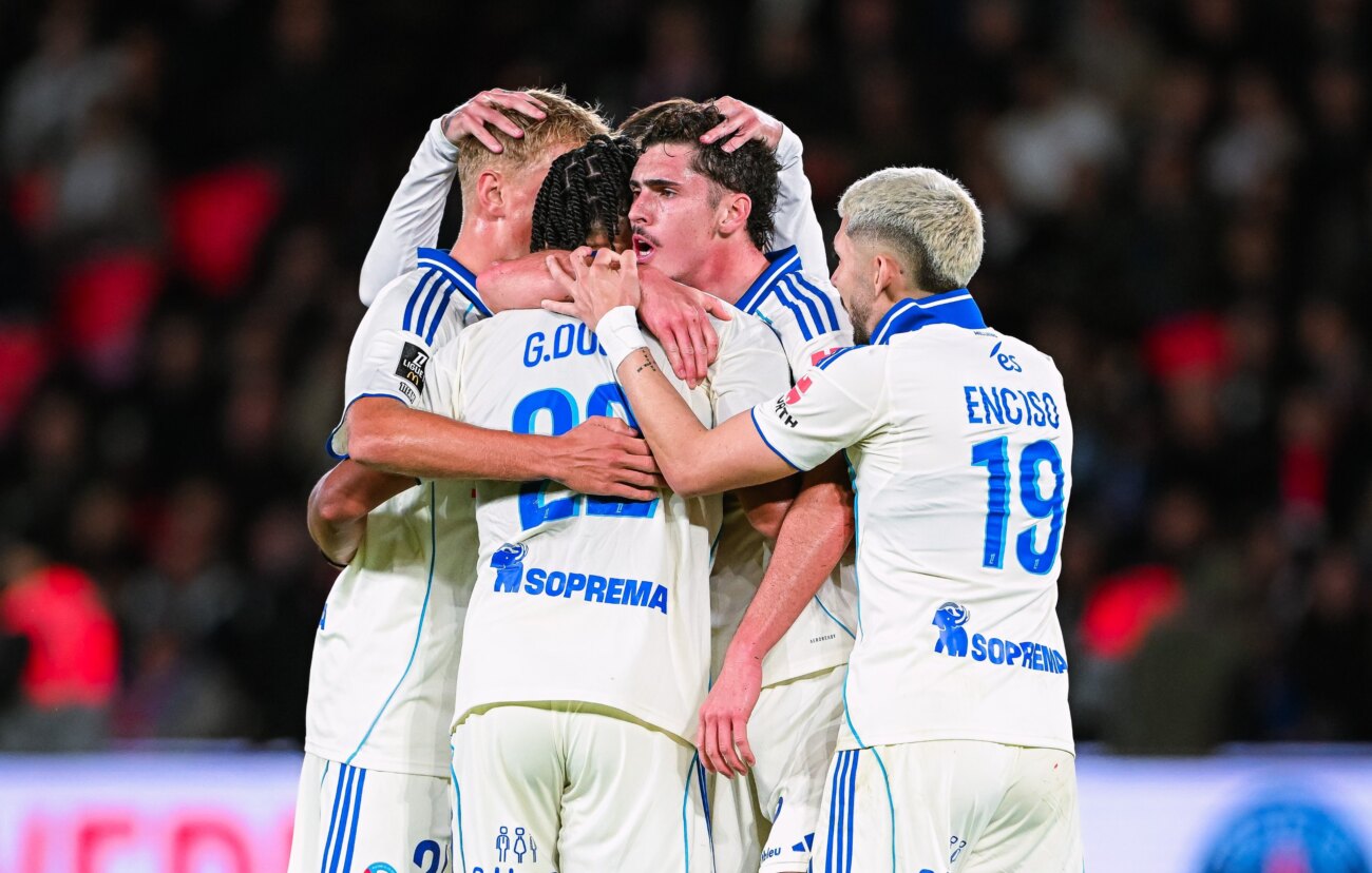 Julio Enciso estuvo muy activo en el partidazo entre PSG y el Estrasburgo