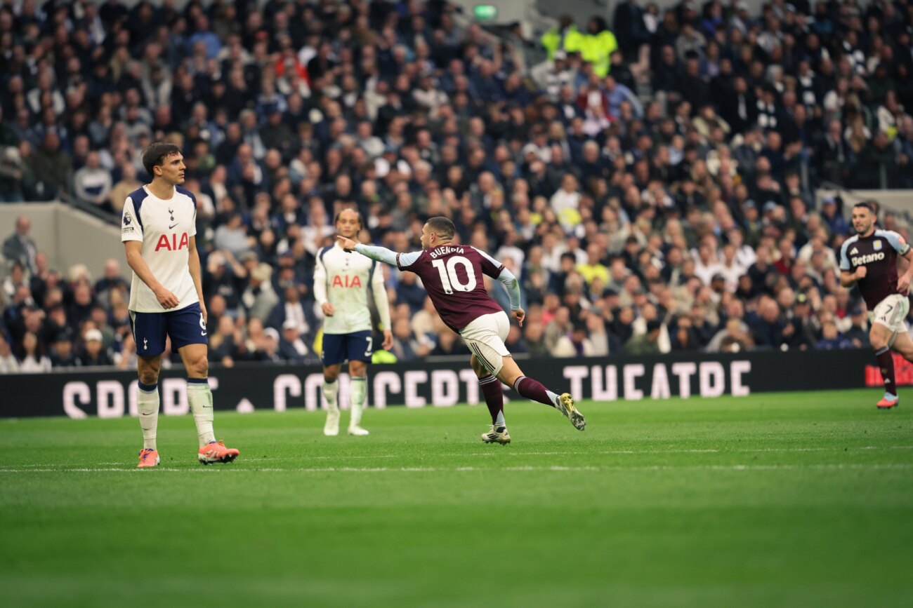 Aston Villa remonta y triunfa en la casa del Tottenham