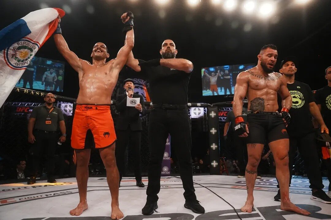 ¡Paraguayo brilla en evento MMA en Brasil!